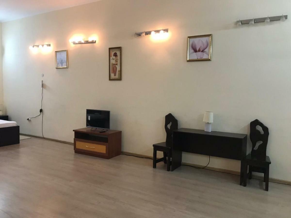 Mini-Hotel Verhovina Kiev Dış mekan fotoğraf